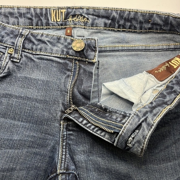 Kut From The Kloth Mid Rise Size 6 - Picture 16 of 16